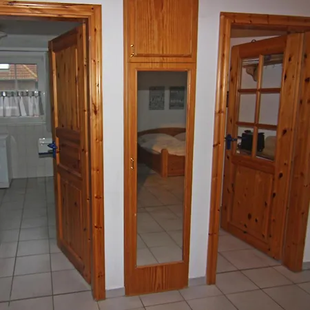 Appartement In Wenkendorf For 6 Personen, Cleaning Included Lemkendorf